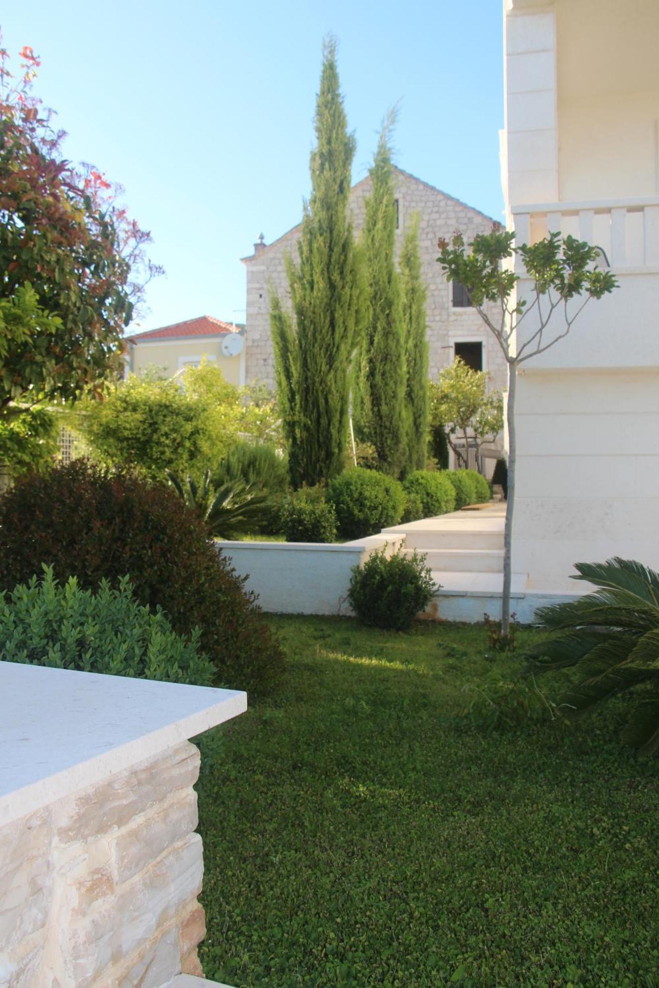 Apartments Amor Trogir Exterior photo